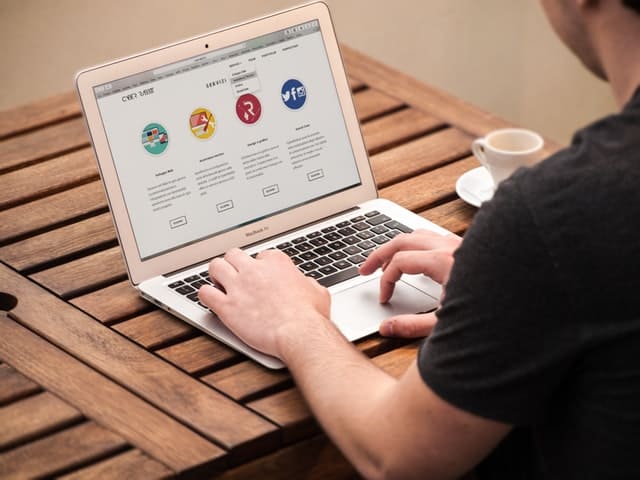web hosting