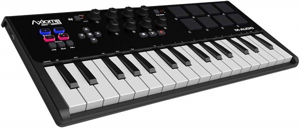 M-Audio Axiom AIR Mini Portable 32 Keys MIDI Keyboard Controller with Eight Trigger Pads