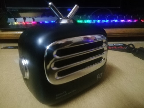 Claw A2 Retro Portable Bluetooth Speaker with Mic