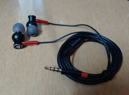 Stuffcool Deb in-Ear Headphones