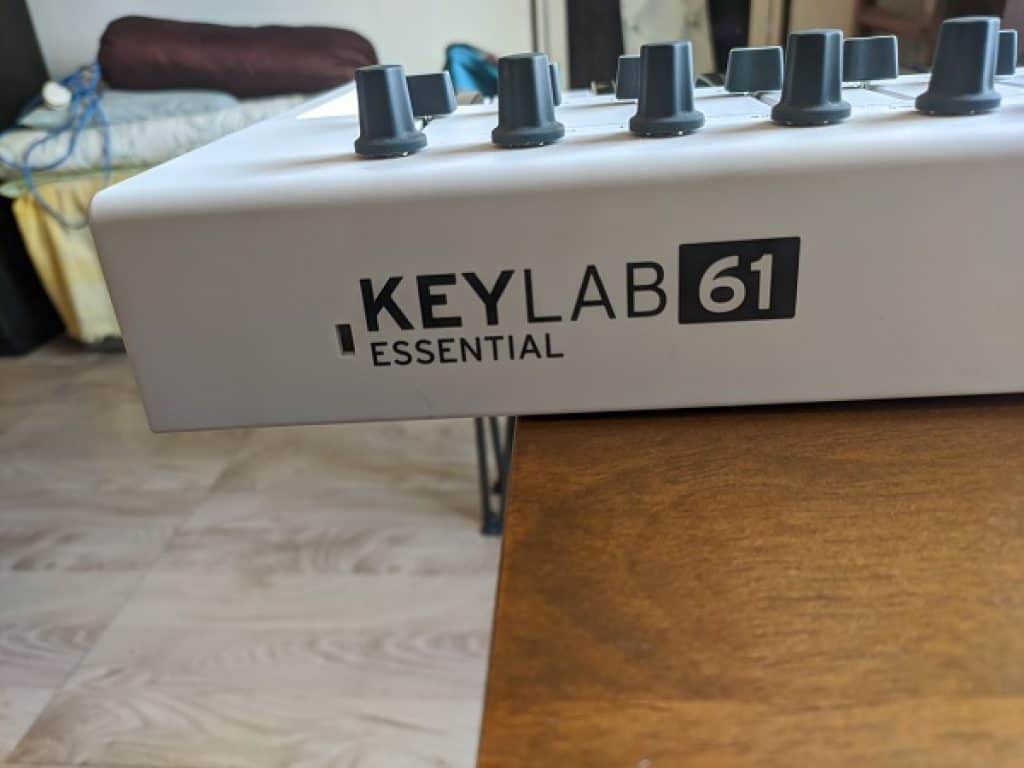 Arturia Keylab Essential 61 Keys MIDI Keyboard Review 4