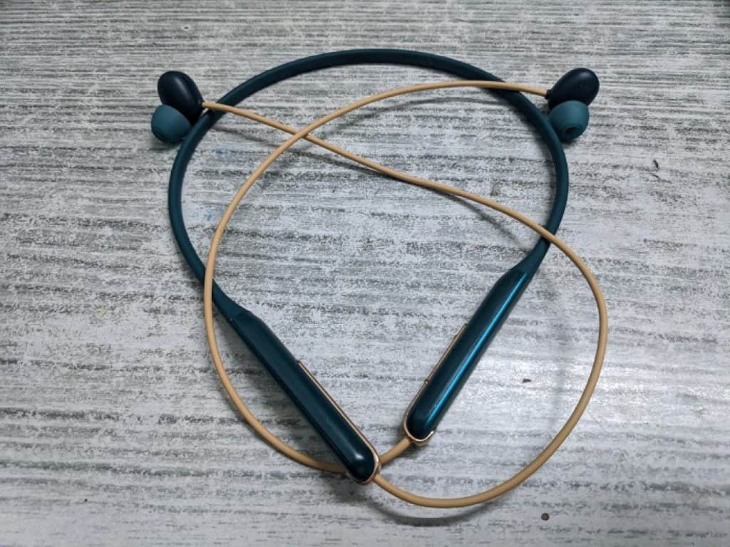 Oppo Enco M31 Neckband Review 2