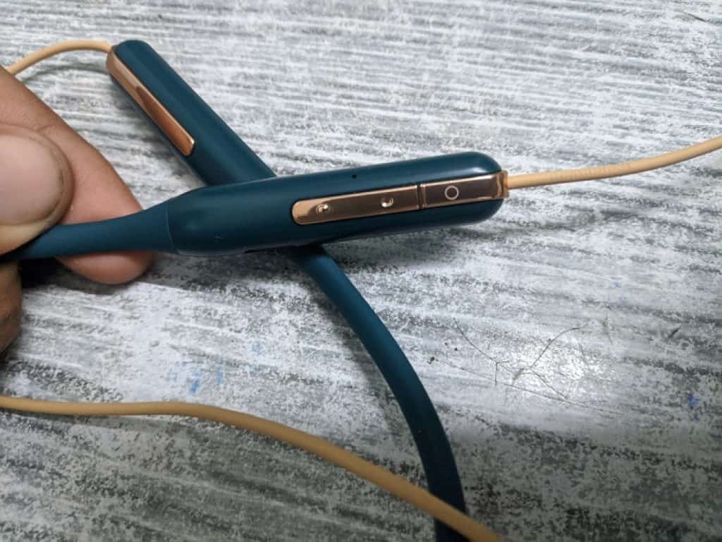 Oppo Enco M31 Neckband Review 3