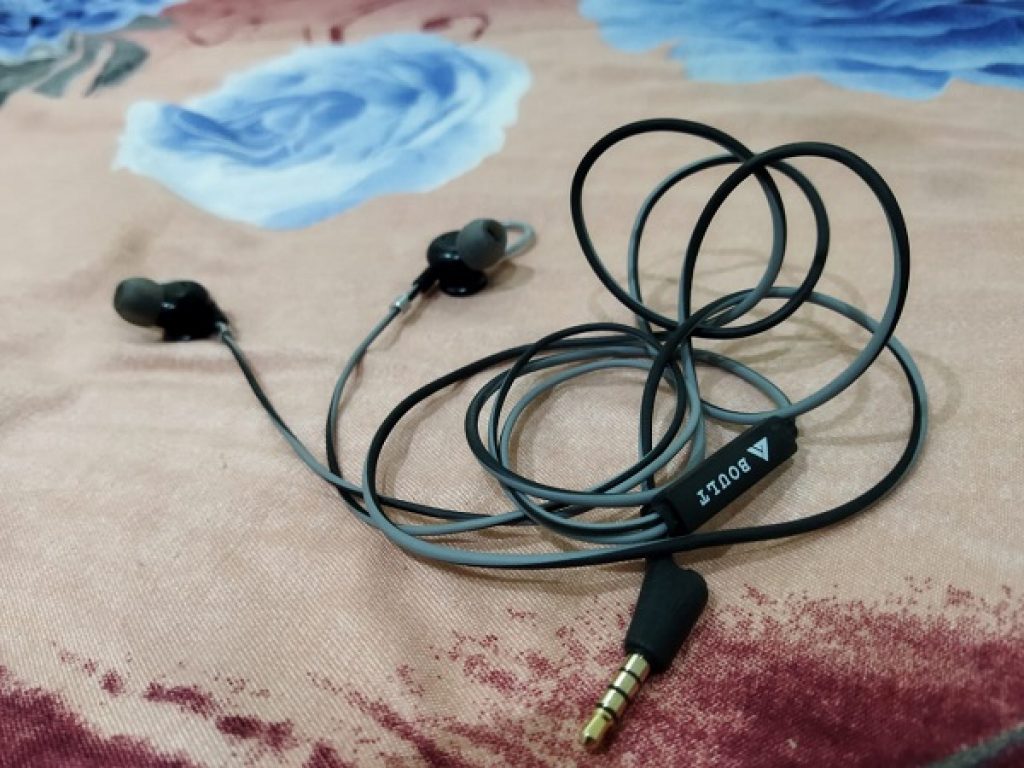 Boult Audio BassBuds Loop in-Ear Wired Earphones Review 2